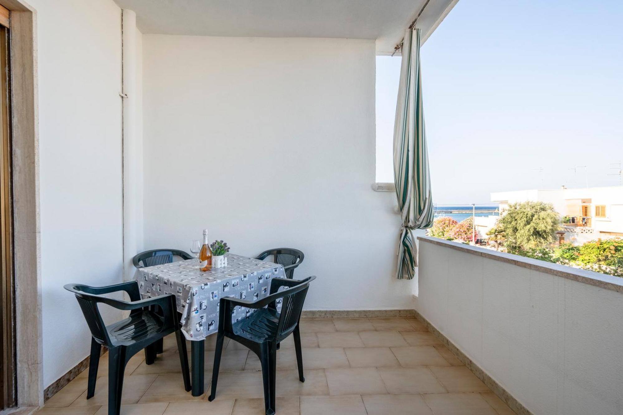 וילאנובה די אוסטוני Monolocale Ilporticciolovacanze מראה חיצוני תמונה