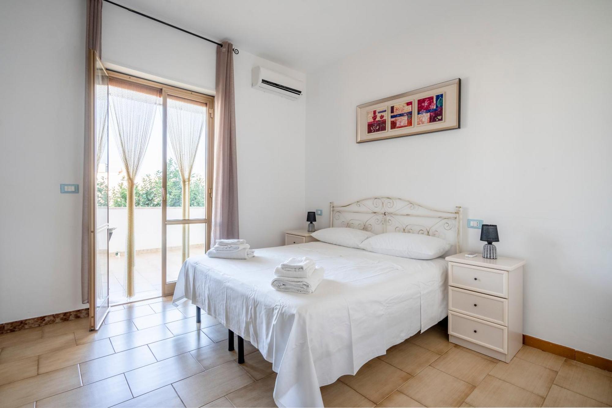 וילאנובה די אוסטוני Monolocale Ilporticciolovacanze מראה חיצוני תמונה