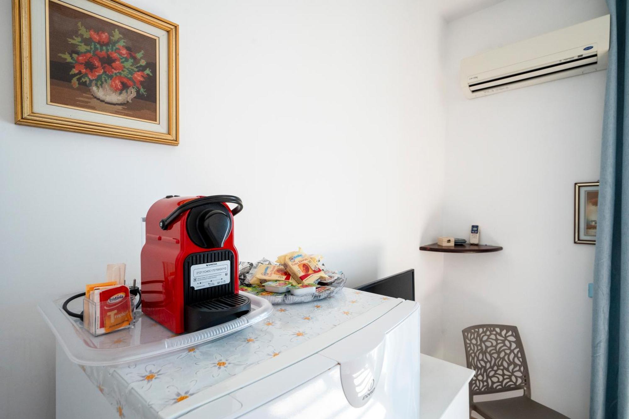 וילאנובה די אוסטוני Monolocale Ilporticciolovacanze מראה חיצוני תמונה